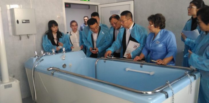 Китайские медики приехали к амурским коллегам для обмена опытом в вопросах реабилитации пациентов